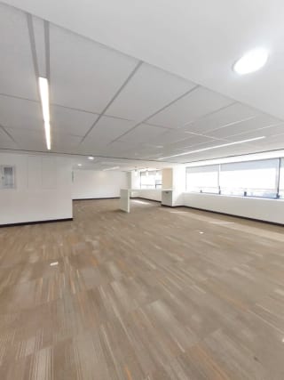 Oficina en Renta zona 10 (Con opción a Venta) — Oficina en Alquiler en Zona 10, Guatemala, Ciudad — miniatura 5 de 13