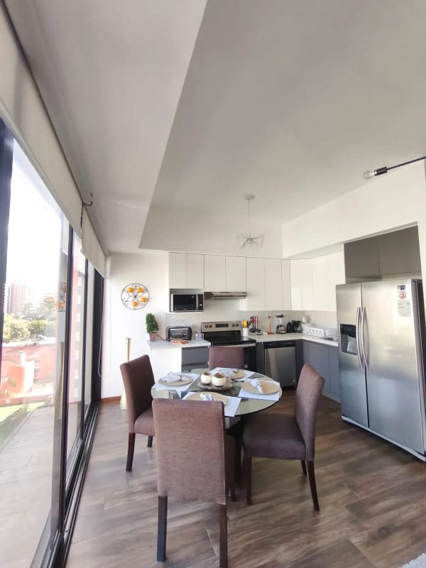 Apartamento  Amueblado en Renta - Zona 10 (Opción a Venta) — Apartamento en Alquiler en Zona 10, Guatemala, Ciudad — foto 16 de 17