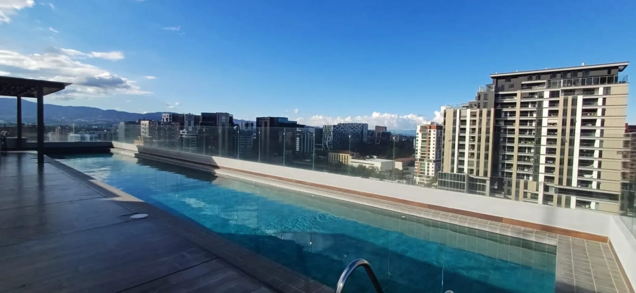 Apartamento  Amueblado en Renta - Zona 10 (Opción a Venta) — Apartamento en Alquiler en Zona 10, Guatemala, Ciudad — foto 5 de 17
