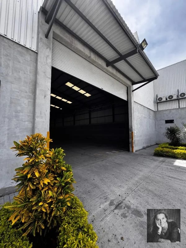 Bodega  en Renta/ Rio Hondo Zacapa — Bodega / Ofibodega en Alquiler en Teculután, Zacapa — foto 2 de 9