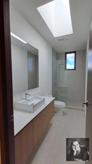 Apartamento Penthouse en Renta o Venta – Zona 15, Vista Hermosa III — Apartamento en Alquiler en Zona 15, Guatemala, Ciudad — miniatura 3 de 16