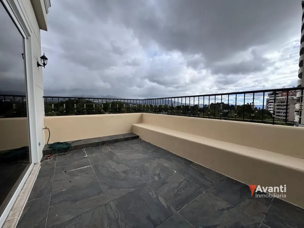 Alquiler Apartamento Zona 14, Dos Niveles — Apartamento en Alquiler en Zona 14, Guatemala, Ciudad — foto 14 de 17