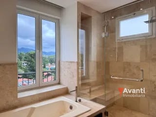 Alquiler Apartamento Zona 14, Dos Niveles — Apartamento en Alquiler en Zona 14, Guatemala, Ciudad — miniatura 7 de 17