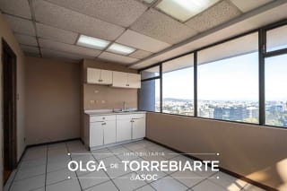 Oficina en Reforma Montufar, Zona 10 — Oficina en Alquiler en Zona 9, Guatemala, Ciudad — miniatura 9 de 17