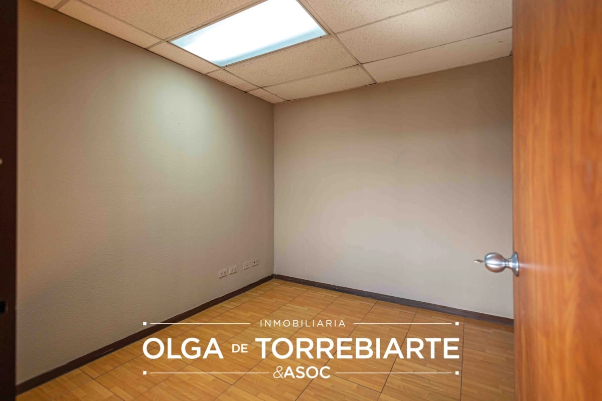 Oficina en Reforma Montufar, Zona 10 — Oficina en Alquiler en Zona 9, Guatemala, Ciudad — foto 4 de 17