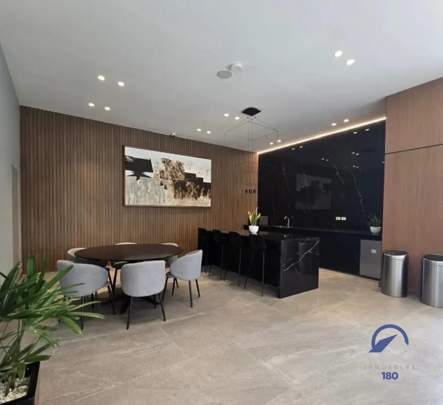 Apartamento en venta en Parque 14, zona 14, Ciudad de Guatemala — Apartamento en Venta en Parque 14, Zona 14, Guatemala, Ciudad — foto 2 de 16