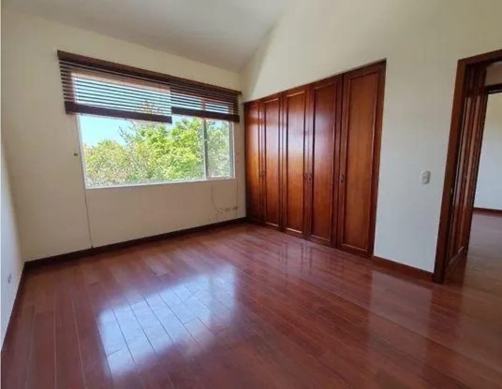 Casa en Portal del Bosque, Km 22 Carretera a El Salvador — Casa en Venta en Carretera a El Salvador, Guatemala, Ciudad — foto 3 de 8