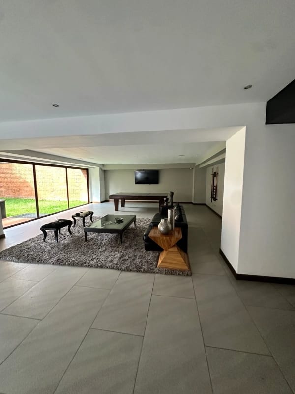 Apartamento en venta, 6 habitaciones, Gaudí zona 14 — Apartamento en Venta en Gaudí, Zona 14, Guatemala, Ciudad — foto 3 de 8