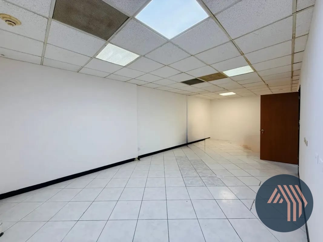 ALQUILER DE AMPLIA OFICINA 232.56MT2 - EUROPLAZA, ZONA 14 — Oficina en Alquiler en Europlaza, Zona 14, Guatemala, Ciudad — foto 6 de 17