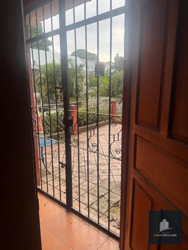 Casa en venta Montesano zona 16 — Casa en Venta en Zona 16, Guatemala, Ciudad — foto 4 de 17