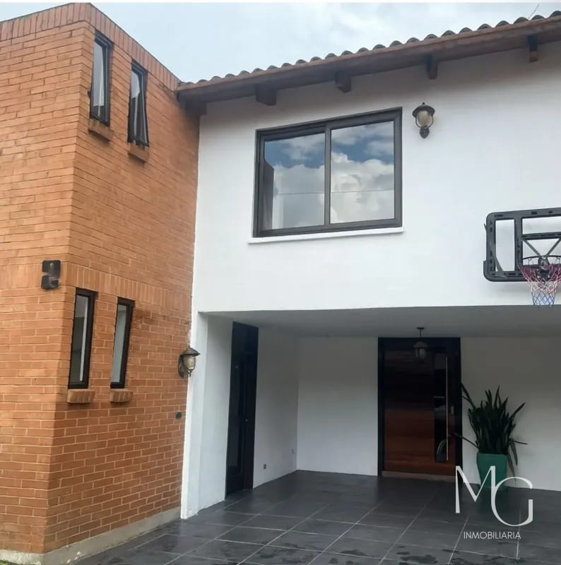 Casa en venta Condominio Zona 10 — Casa en Venta en Zona 10, Guatemala, Ciudad — foto 3 de 11