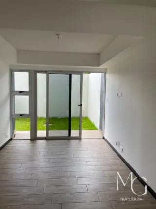 apartamento en venta en jardín el Naranjo zona 4 de mixco — Apartamento en Venta en Zona 4 Mixco, Guatemala, Ciudad — miniatura 1 de 11