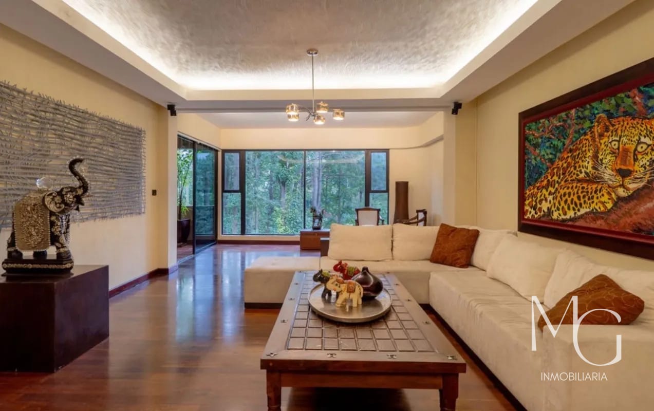 casa en venta en zona 14 dentro de condominio — Casa en Venta en Zona 14, Guatemala, Ciudad — foto 1 de 8