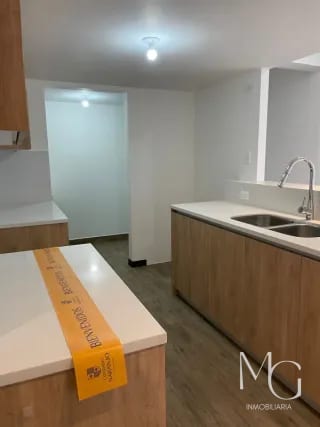 Venta Apartamento NARANJO — Apartamento en Venta en Zona 4 Mixco, Guatemala, Ciudad — miniatura 3 de 13