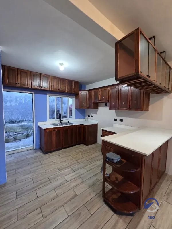 Amplia casa en venta en San Cristobal 2, zona 8, Mixco — Casa en Venta en Zona 8 Mixco, Guatemala, Ciudad — foto 17 de 17