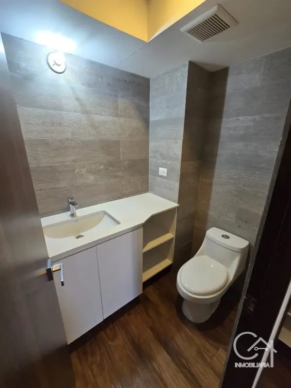 Apartamento en Venta - Aralia 2, Zona 11 — Apartamento en Venta en Zona 11, Guatemala, Ciudad — foto 4 de 14