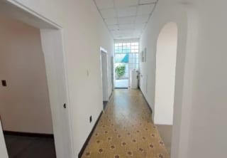 Casa en Alquiler para Oficina Zona 10 Cerca Diagonal — Casa en Alquiler en Zona 10, Guatemala, Ciudad — miniatura 4 de 13