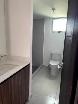 VENDO VILLA ESTILO TOM HAUSE DOS NIVELES EN CONDADO NARANJO — Apartamento en Venta en Condado Naranjo, Zona 4 Mixco, Guatemala, Ciudad — miniatura 15 de 16