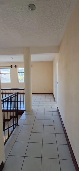 Casa en VENTA en Los Manantiales — Casa en Venta en Carretera a El Salvador, Guatemala, Ciudad — miniatura 7 de 14