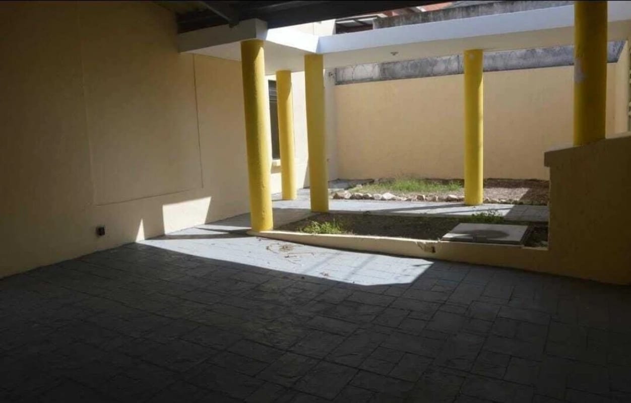 Casa en VENTA en Los Manantiales — Casa en Venta en Carretera a El Salvador, Guatemala, Ciudad — foto 5 de 14
