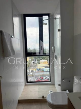 Apartamento en venta en Zona 10, Edificio Meraki — Apartamento en Venta en Meraki Z10, Zona 10, Guatemala, Ciudad — miniatura 2 de 4