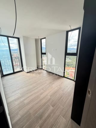 Apartamento en Venta en Zona 11, Edificio Altaire — Apartamento en Venta en Zona 11, Guatemala, Ciudad — miniatura 3 de 5