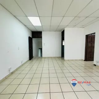 ZONA 9, CASA IDEAL PARA COMERCIO — Casa en Venta en Zona 9, Guatemala, Ciudad — miniatura 1 de 13