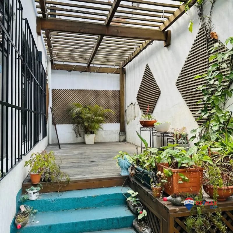 ZONA 9, CASA IDEAL PARA COMERCIO — Casa en Venta en Zona 9, Guatemala, Ciudad — foto 2 de 13