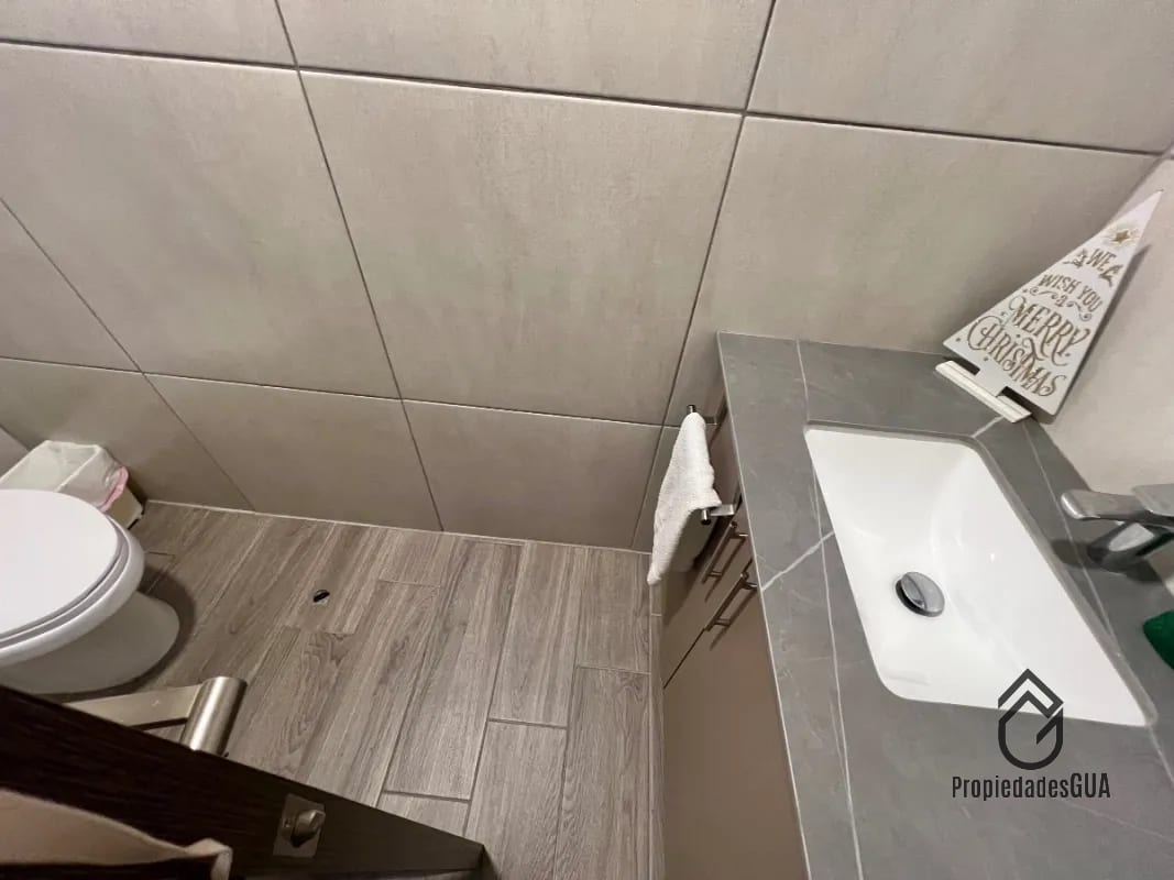 Apartamento con terraza y jardin 4 hab — Apartamento en Venta en Zona 10, Guatemala, Ciudad — foto 7 de 15