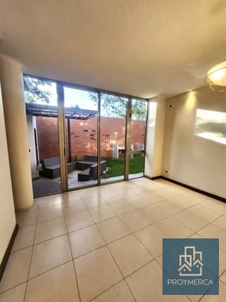 Casa en venta, Residencial Villas de Jacarandas de Cáyalá, Zona 16 — Casa en Venta en Zona 16, Guatemala, Ciudad — miniatura 9 de 12