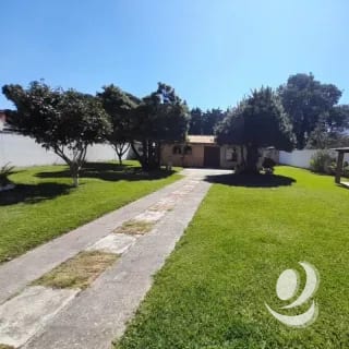 Oficina en Renta San Lucas Sacatepéquez con amplio jardín parqueo — Casa en Alquiler en San Lucas Sacatepéquez, Sacatepéquez — miniatura 2 de 10