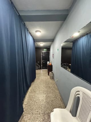 Casa en venta en zona 4 Mixco Monte Real con locales comerciales — Casa en Venta en Zona 4 Mixco, Guatemala, Ciudad — miniatura 6 de 16