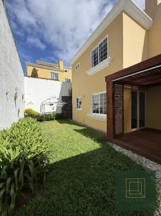 Amplia casa en renta en Condominio Entreverdes — Casa en Alquiler en Entreverdes, Carretera a El Salvador, Guatemala, Ciudad — miniatura 9 de 10