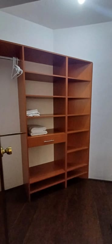 Apartamento amueblado en renta o venta en zona 10 — Apartamento en Alquiler en Zona 10, Guatemala, Ciudad — foto 4 de 16