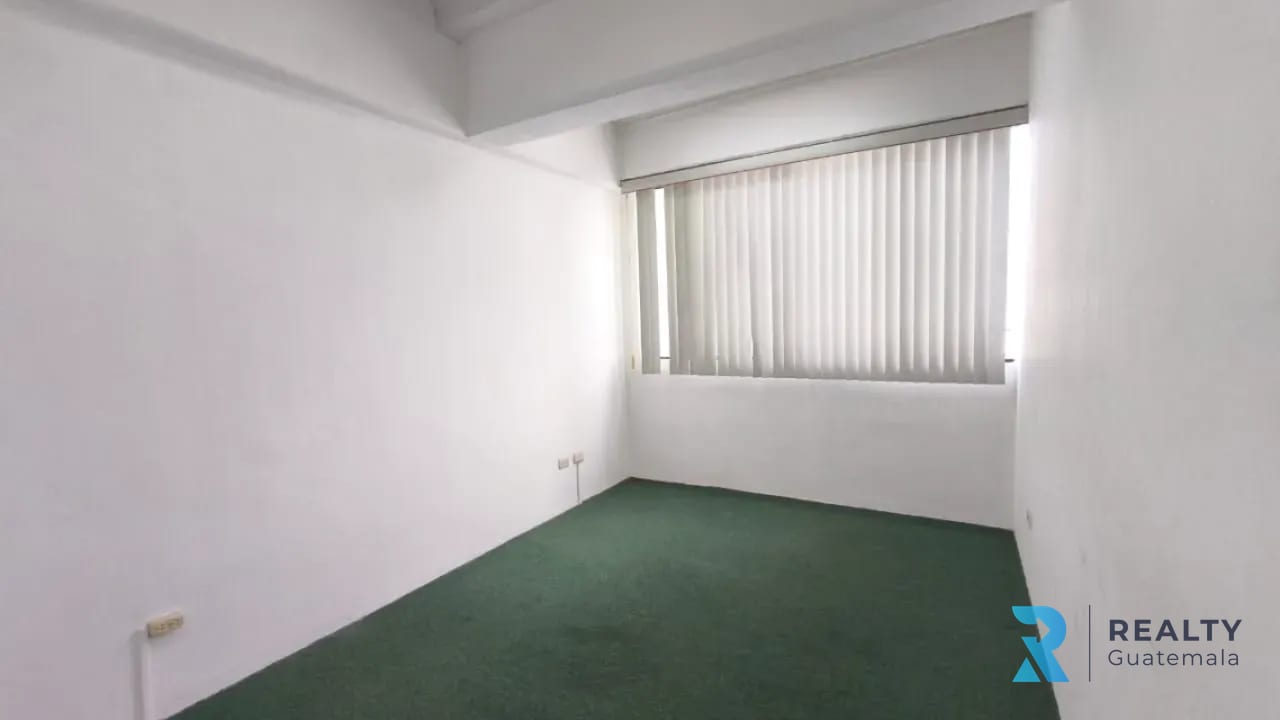 VENDO Oficina Plaza Buró, zona 10 sobre 20 calle — Oficina en Venta en Plaza Buró, Zona 10, Guatemala, Ciudad — foto 8 de 9