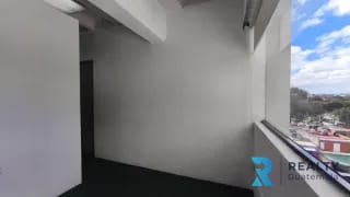 VENDO Oficina Plaza Buró, zona 10 sobre 20 calle — Oficina en Venta en Plaza Buró, Zona 10, Guatemala, Ciudad — miniatura 3 de 9