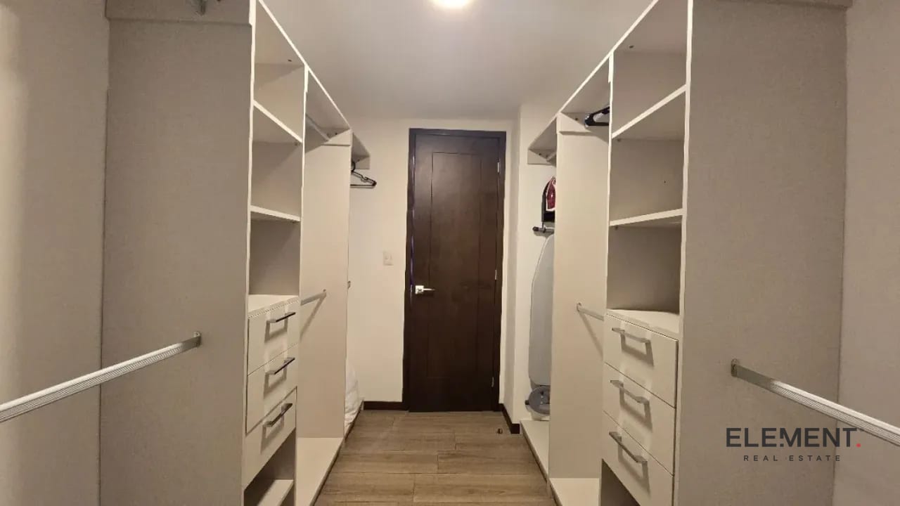 Apartamento amueblado en venta - Naridia, Zona 14 — Apartamento en Venta en Naridia, Zona 14, Guatemala, Ciudad — foto 15 de 17
