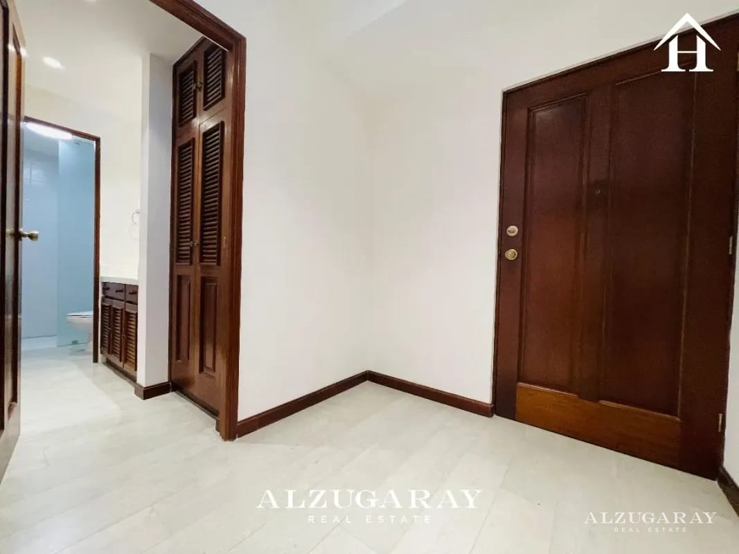 APTO. SEMIAMUEBLADO 2 HAB. / EDIFICIO Z. 14 — Apartamento en Alquiler en Zona 14, Guatemala, Ciudad — foto 7 de 13