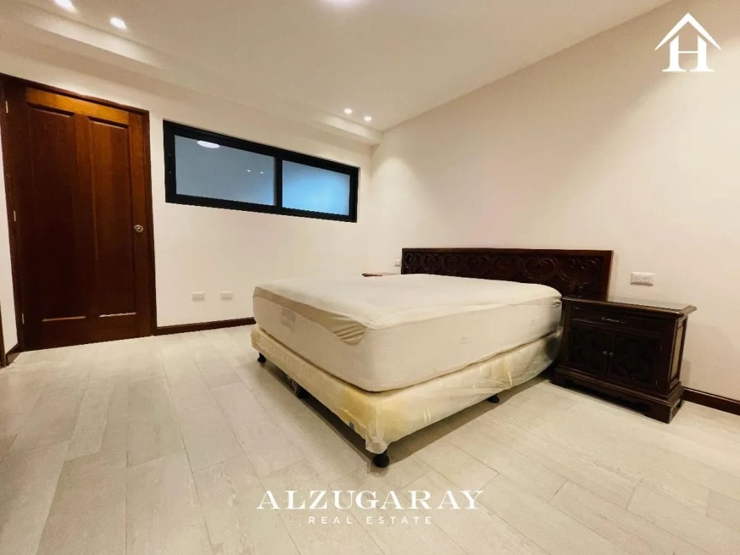APTO. SEMIAMUEBLADO 2 HAB. / EDIFICIO Z. 14 — Apartamento en Alquiler en Zona 14, Guatemala, Ciudad — foto 6 de 13