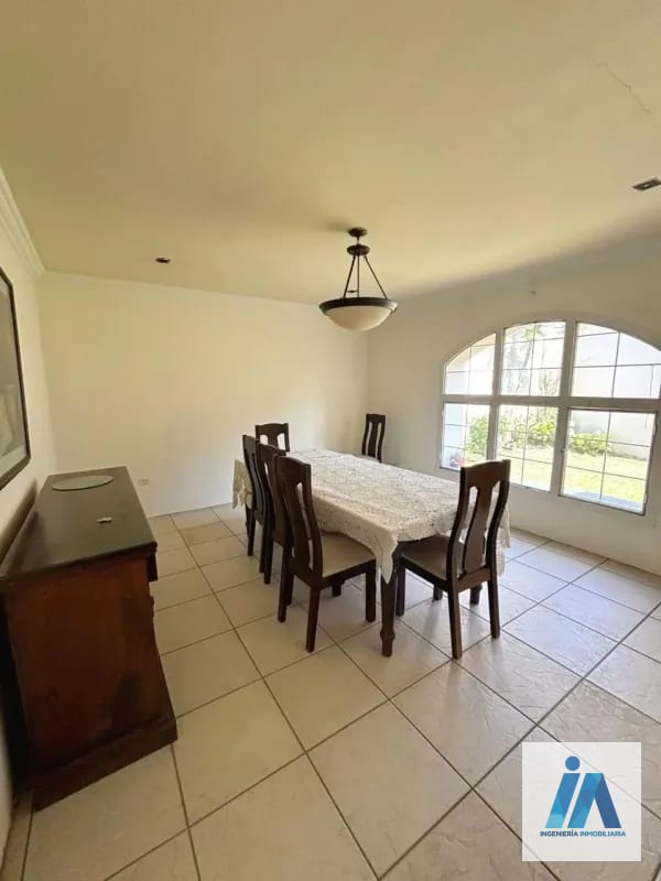 CASA EN VENTA – 📍Condominio Orquídeas, San Cristóbal sector A1, Zona 8 de Mixco — Casa en Venta en Zona 8 Mixco, Guatemala, Ciudad — foto 11 de 12