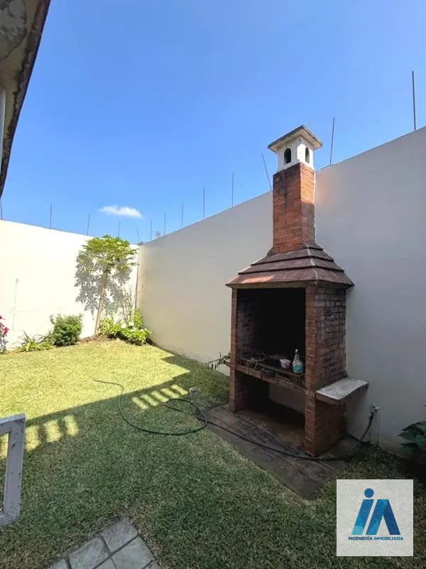 CASA EN VENTA – 📍Condominio Orquídeas, San Cristóbal sector A1, Zona 8 de Mixco — Casa en Venta en Zona 8 Mixco, Guatemala, Ciudad — foto 3 de 12