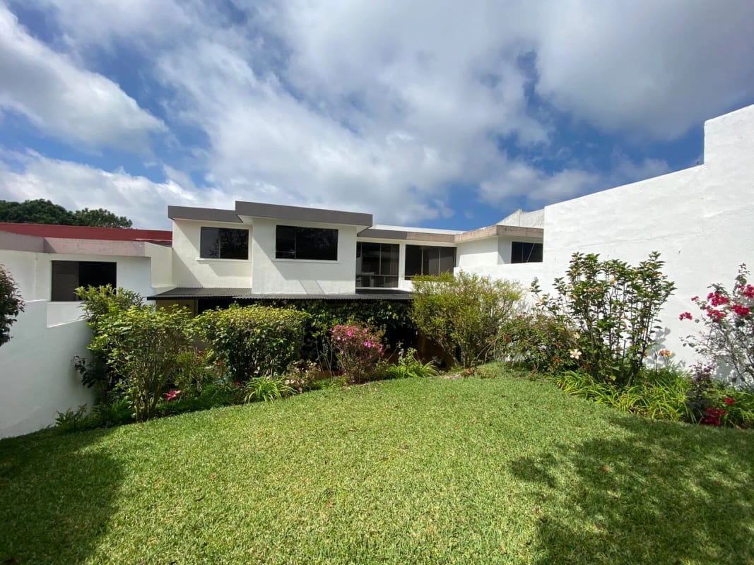 CASA EN VENTA RESIDENCIAL VIZCAYA — Casa en Venta en km 16-20, Carretera a El Salvador, Guatemala, Ciudad — foto 4 de 4