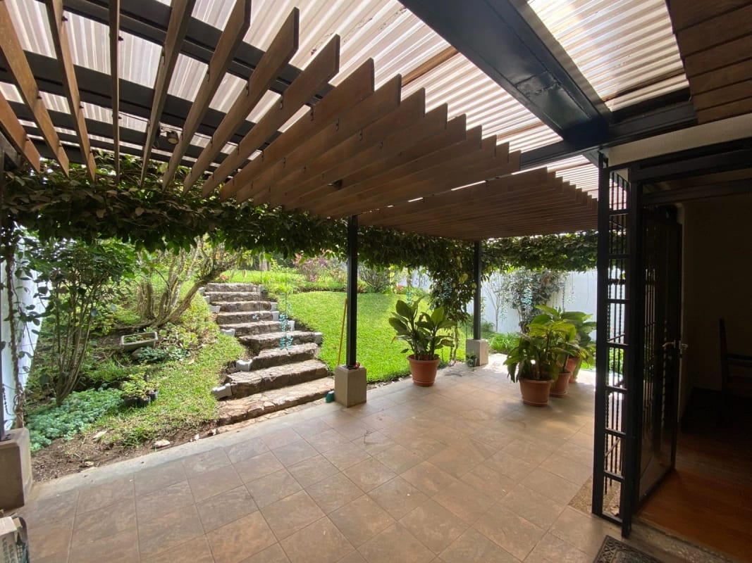 CASA EN VENTA RESIDENCIAL VIZCAYA — Casa en Venta en km 16-20, Carretera a El Salvador, Guatemala, Ciudad — foto 2 de 4