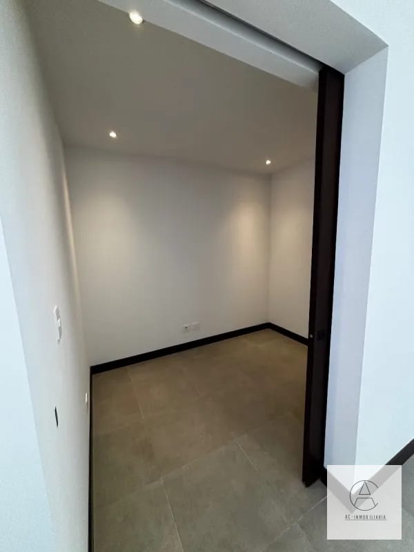 Casa en renta en Molie, zona 10 — Casa en Alquiler en Zona 10, Guatemala, Ciudad — foto 10 de 16