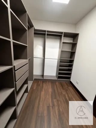 Casa en renta en Molie, zona 10 — Casa en Alquiler en Zona 10, Guatemala, Ciudad — miniatura 7 de 16