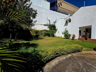 CASA EN VENTA SAN CRISTÓBAL A LA PAR DE SANKRIS MALL — Casa en Venta en Zona 8 Mixco, Guatemala, Ciudad — miniatura 6 de 9