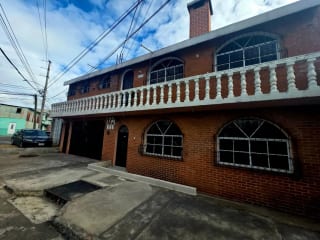 CASA EN VENTA PARA INVERSIÓN COLONIA EL TESORO — Casa en Venta en Zona 2 Mixco, Guatemala, Ciudad — miniatura 1 de 9