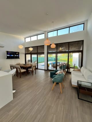 Casa en Puerto de San José, Escuintla — Casa en Venta en Puerto San José, Escuintla — miniatura 1 de 7