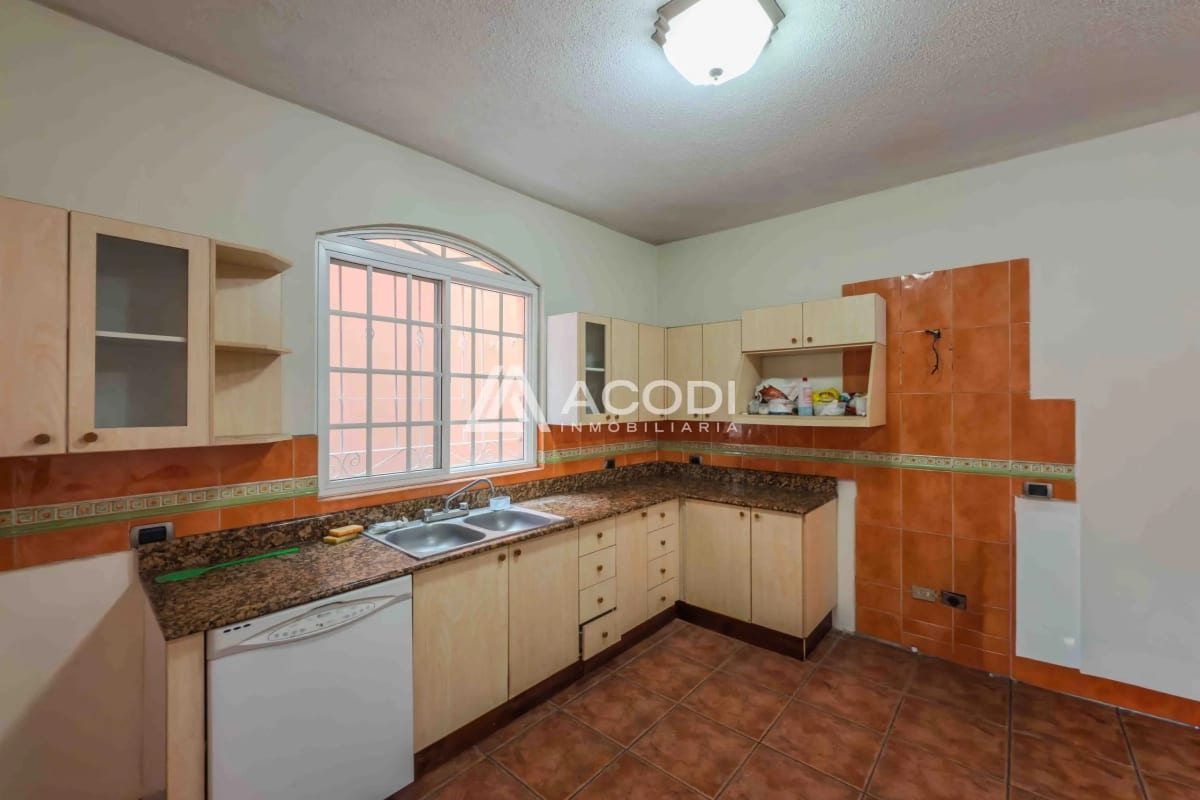 Casa comercial en Zona 12 — Casa en Alquiler en Zona 12, Guatemala, Ciudad — foto 6 de 7