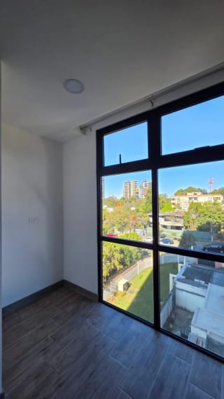 Apartamento en renta en zona 15 VHll pequeño nuevo — Apartamento en Alquiler en Kiintea, Zona 15, Guatemala, Ciudad — miniatura 2 de 15